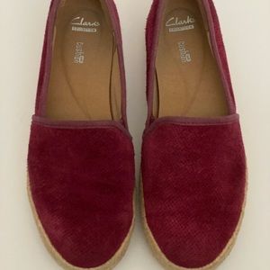 Clark’s Soft Cushion Collection Nubuck shoes size9